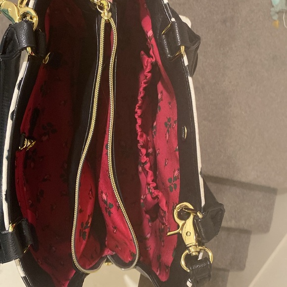 Betsey Johnson Crossbody - Picture 3 of 6